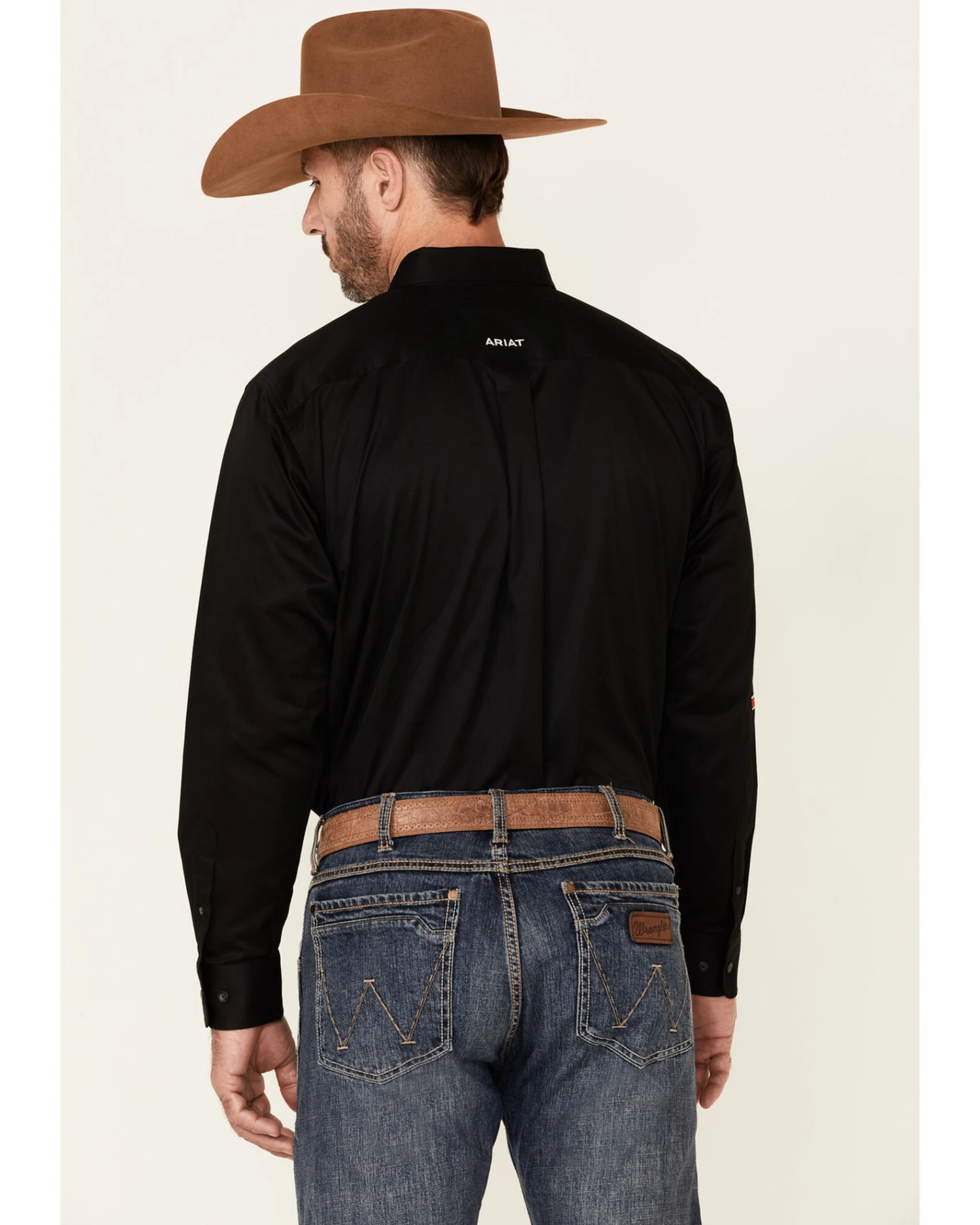 Ariat Men's Solid Team Mexico Logo Long Sleeve Button-Down Western Shirt 6 Ariat Men's Solid Team Mexico Logo Long Sleeve Button-Down Western Shirt - Image 4