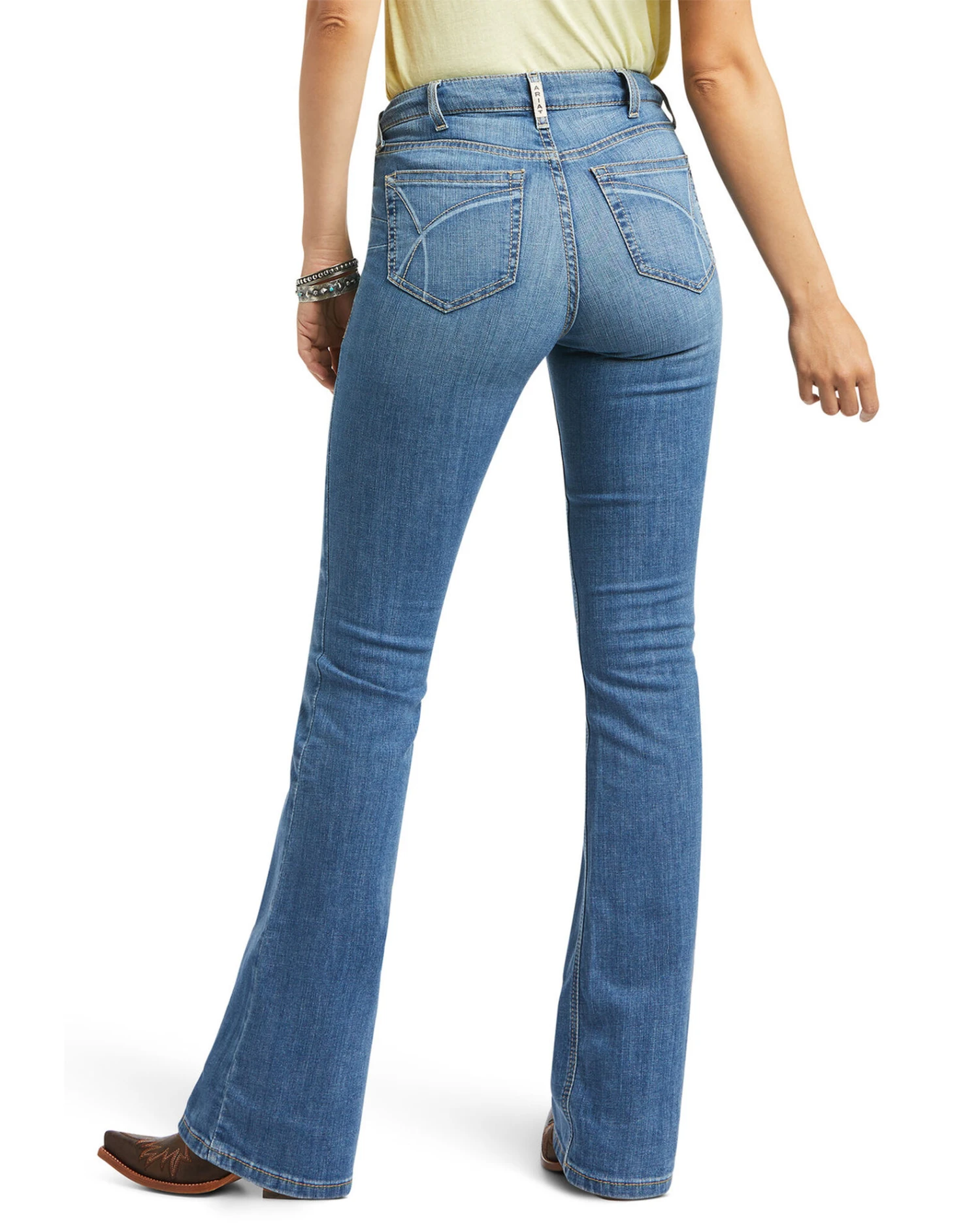 Ariat Women's R.E.A.L. Daniela High Rise Bootcut Jeans 6 Ariat Women's R.E.A.L. Daniela High Rise Bootcut Jeans - Image 4