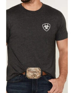 Ariat Men's Woodgrain Americana Shield Logo Graphic T-Shirt  -Ariat 2000371556 022 P3